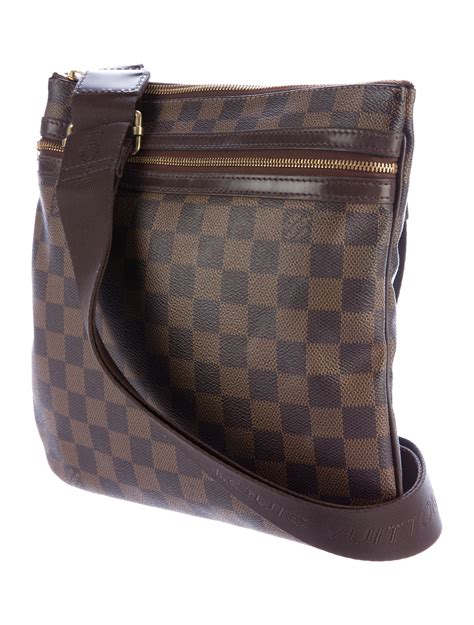 louis vuitton men body bag